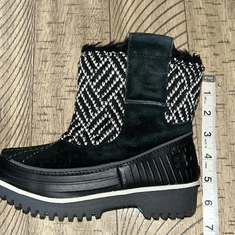 Sorel All Weather Boots 🥾🥾 Bring on the Snow ❄️ ⛄️ Sleigh 🛷 or Rain ☔️ 🌧️ 🌈